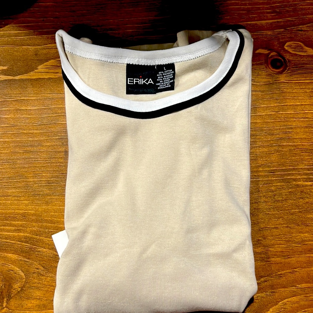 Short sleeve top
